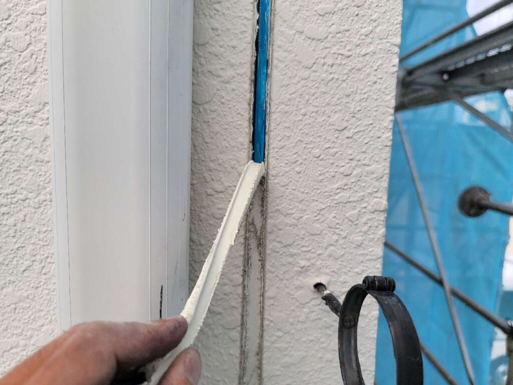 目地シーリング撤去