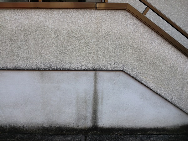 岡山市北区Ｈ様邸の施工前の雨汚れの状態